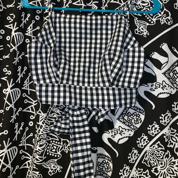 black and white checkered crop shirt - Picture 1 of 2